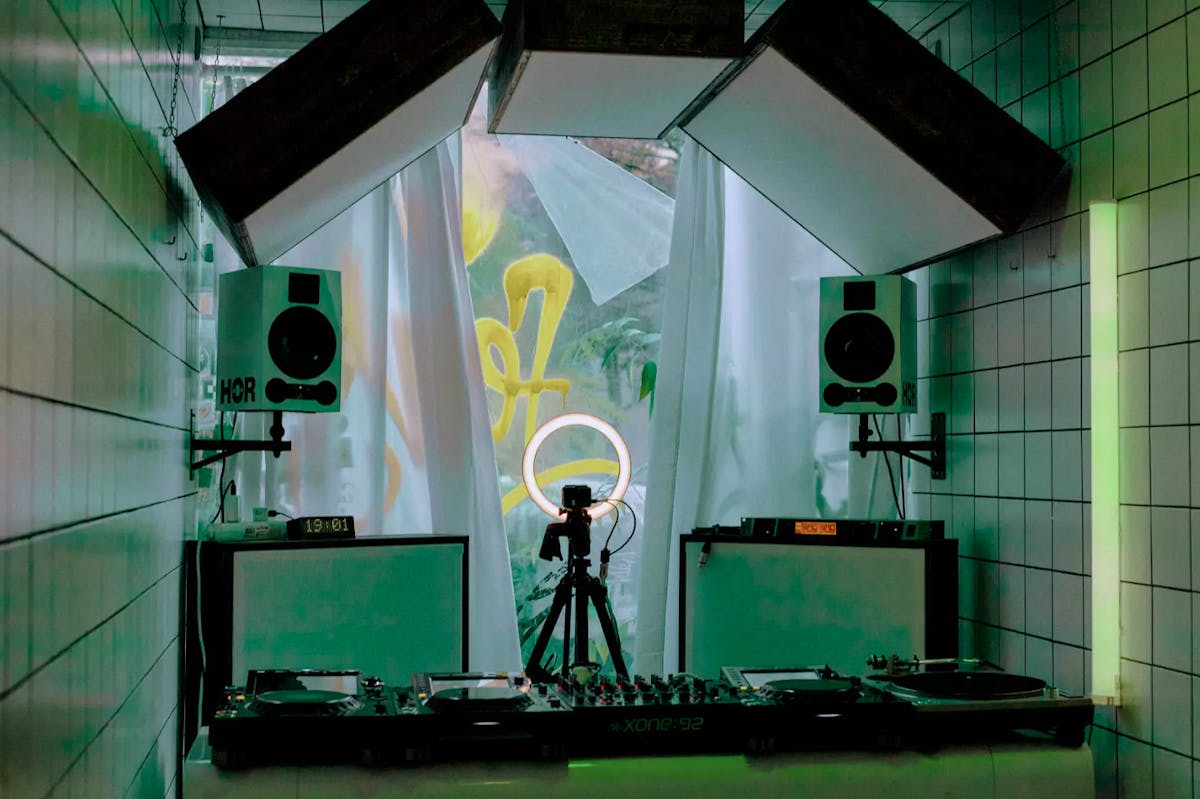 HÖR Berlin | AIAIAI